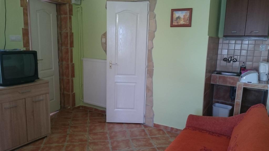 Csillagfeny Vendeghaz Hotel Egerszalók Buitenkant foto